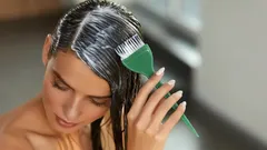 Tydliga linjer istället för fläckar: Så förbereder du hud och hår inför färgning