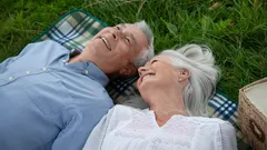 Livet efter 60 utan rädsla: vanor du bör släppa för att börja leva på riktigt