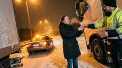 Kort berättelse: Skämtet vi drog på fikarasten kom tillbaka på E4:an