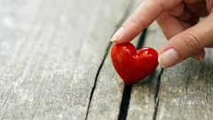 Så väcker du liv i relationen med din partner: 4 ”hemliga” kärleksspråk