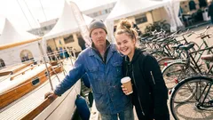 Kort berättelse: Jag trodde jag skulle gå hem – så hörde jag orden vid flybridgen