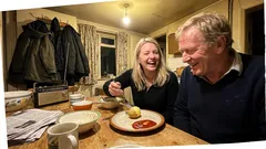 Kort berättelse: Jag drog ett gammalt skämt på middagen – då hände något oväntat