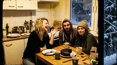 Kort berättelse: Jag sa tre ord vid fikabordet och stämningen vände