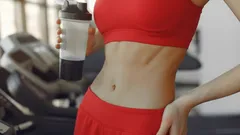 Platt mage stående: Övningar som fungerar bättre än situps