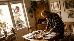 Kortnovell: Varje maj försvann hon med sin rullväska – jag förstod aldrig varför