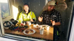 Kort berättelse: Ett skämt på fikarasten fastnade – och jag visste inte om jag skrattade