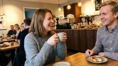 Kort berättelse: Jag fruktade läkarbesöket – då drog en kollega en oväntad vits