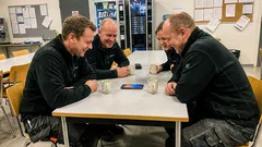 Kort berättelse: På fabriken gjorde vi samma sak varje dag – tills jag såg fikabordet