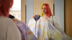 Bär du alltid den här klädfärgen? Du kommer att bli förvånad över hur den påverkar ditt humör