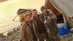 Kortnovell: En öde ö, 3 % batteri och ett fynd som ändrade allt