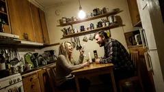 Kort berättelse: Grälet i köket tog en märklig paus när jag hittade laddaren