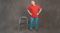Om du kan göra de här 4 övningarna med en stol efter 55 års ålder är din styrka exceptionell
