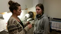 Kort berättelse: Jag städade hennes rum och hittade något som fick mig att backa