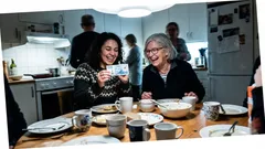 Kort berättelse: Jag drog en ordvits vid söndagsmiddagen – mormors reaktion överraskade oss