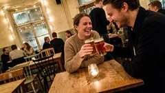 Kortnovell: När bordet tystnade och jag insåg att jag hade lärt mig något