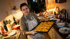 Kort berättelse: Ett ensamt surr vid fönstret förändrade vår jul