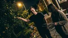 Kort historia: Han pekade på päronet högst upp – och jag hörde barndomen svara