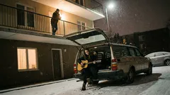 Kort berättelse: Varje kväll gick jag ner till parkeringen – och gjorde något jag aldrig berättat