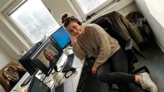 Kort berättelse: Skämtet från skolgården kom tillbaka när jag tog på mig headsetet